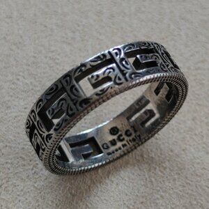 Gucci "Square Arabesque Cube" 925 Sterling Silver size 9 Ring